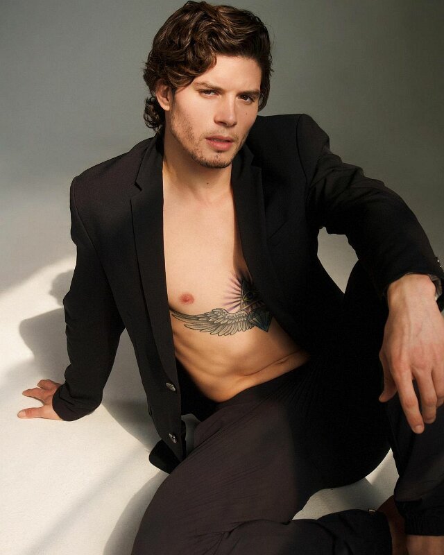 Joe D Martinex by Jonathan Ivan (3)