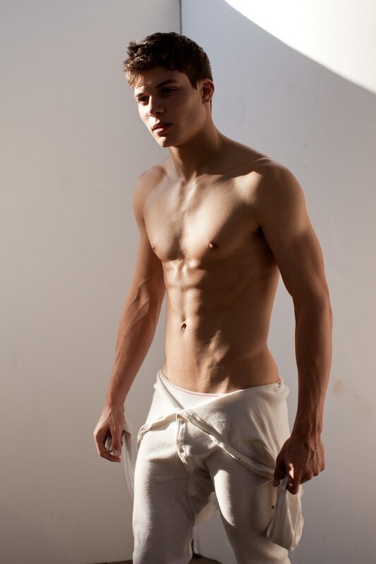 Joe D Martinez on Model Mayhem (5)