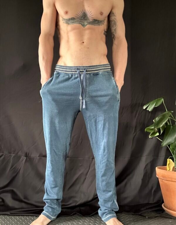 Joe D Martinez Model X shop (66)