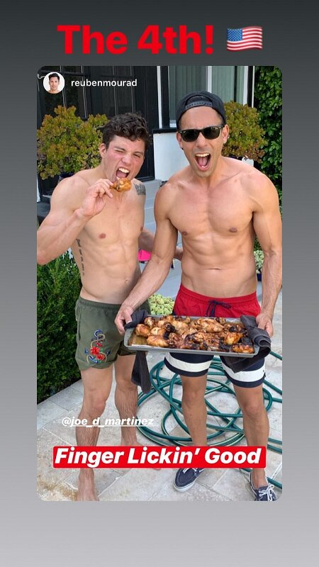 Joe D Martinez with his gay friends (14)