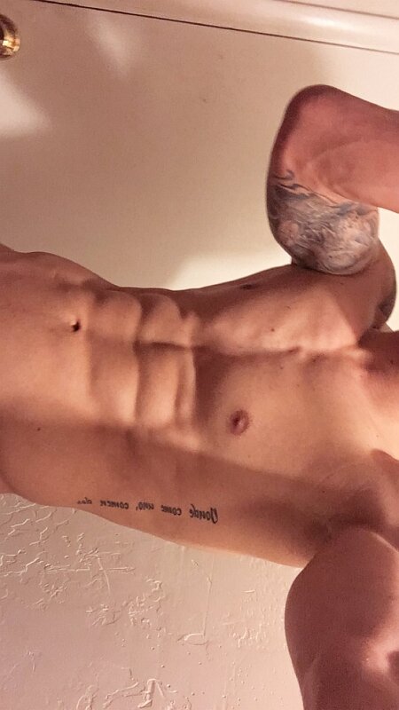 Joe D Martinez Selfies (393)