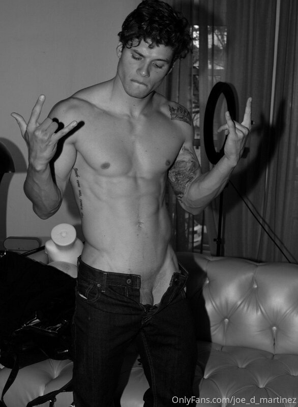 Joe D Martinez OnlyFans (205)