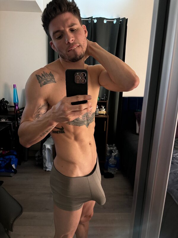 Martinez Twitter (287)